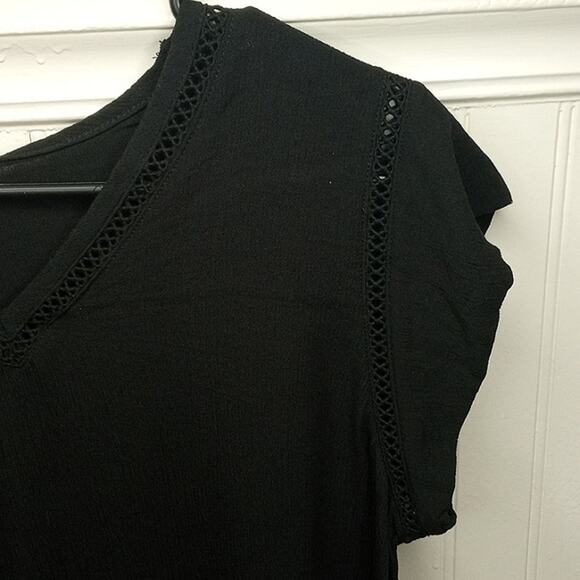 Buffalo David Bitton NWT Black Blouse With Lattice Detail Womens Size Medium - Picture 7 of 8
